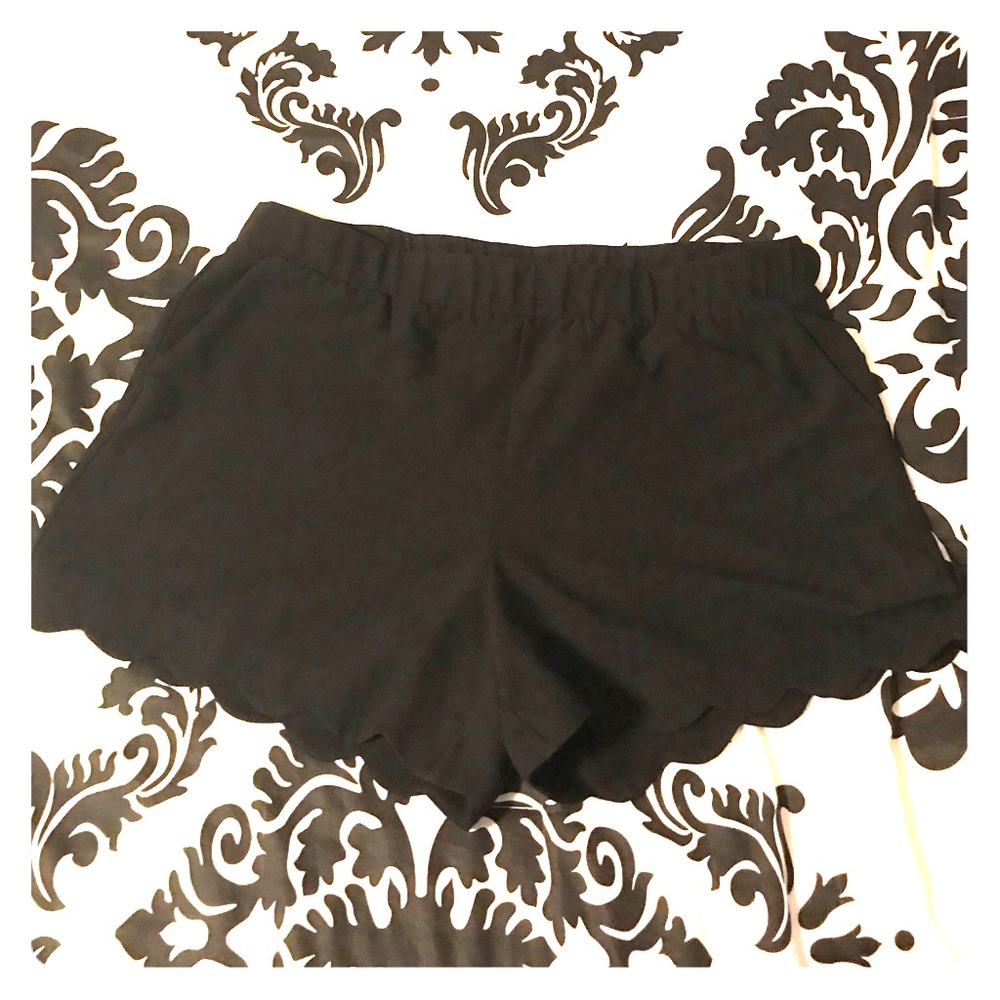 Black Scallop-Edged Shorts